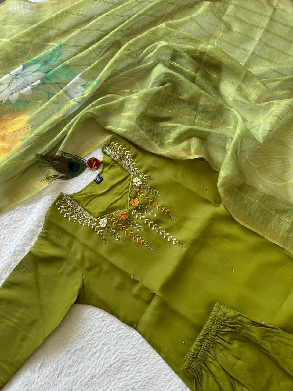 AARANYA GREEN KURTA SET