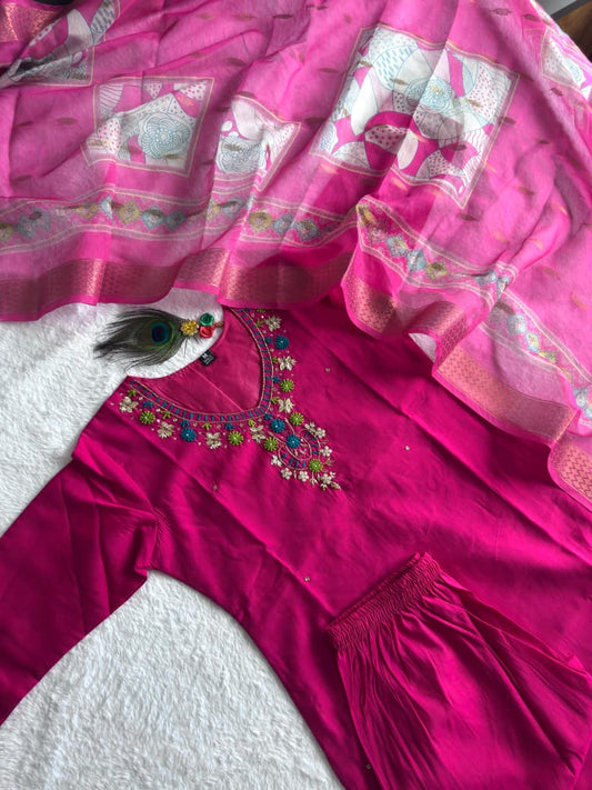 GULABI PINK KURTA SET