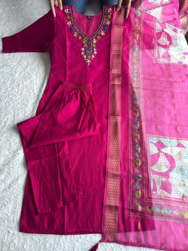 GULABI PINK KURTA SET