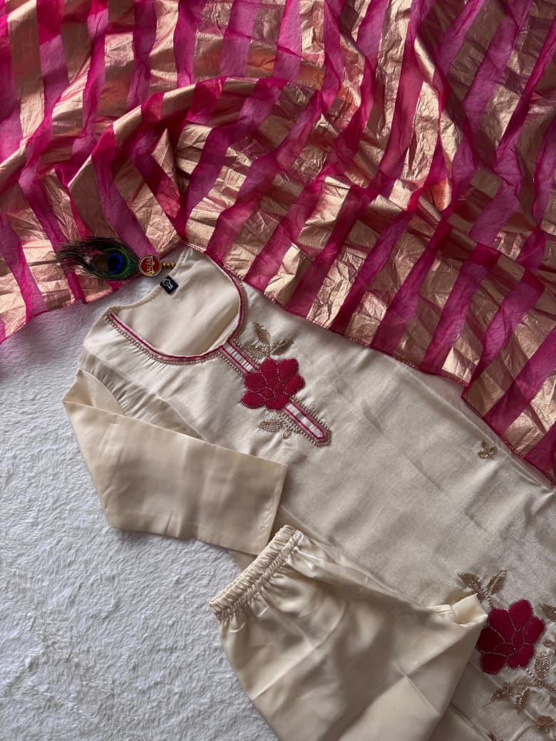 NOOR CREAM KURTA SET
