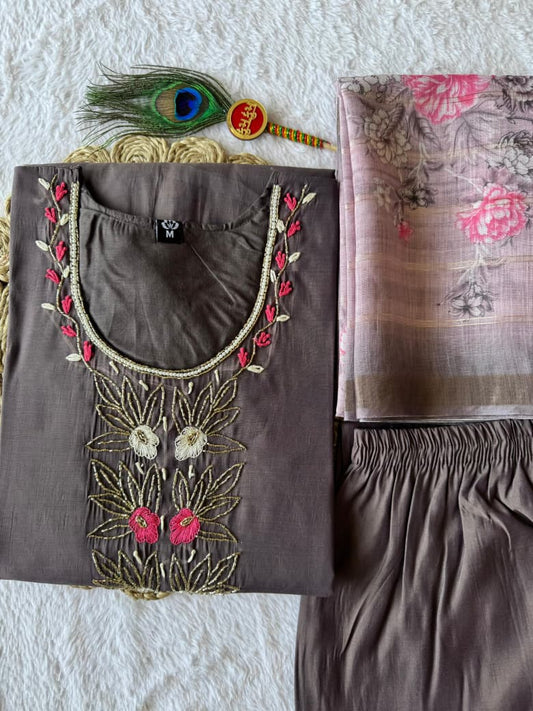 AASHNA GREY KURTA SET