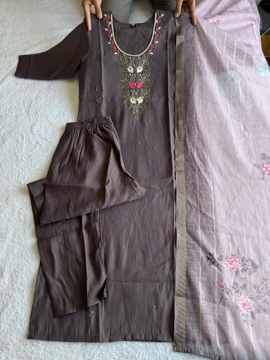 AASHNA GREY KURTA SET