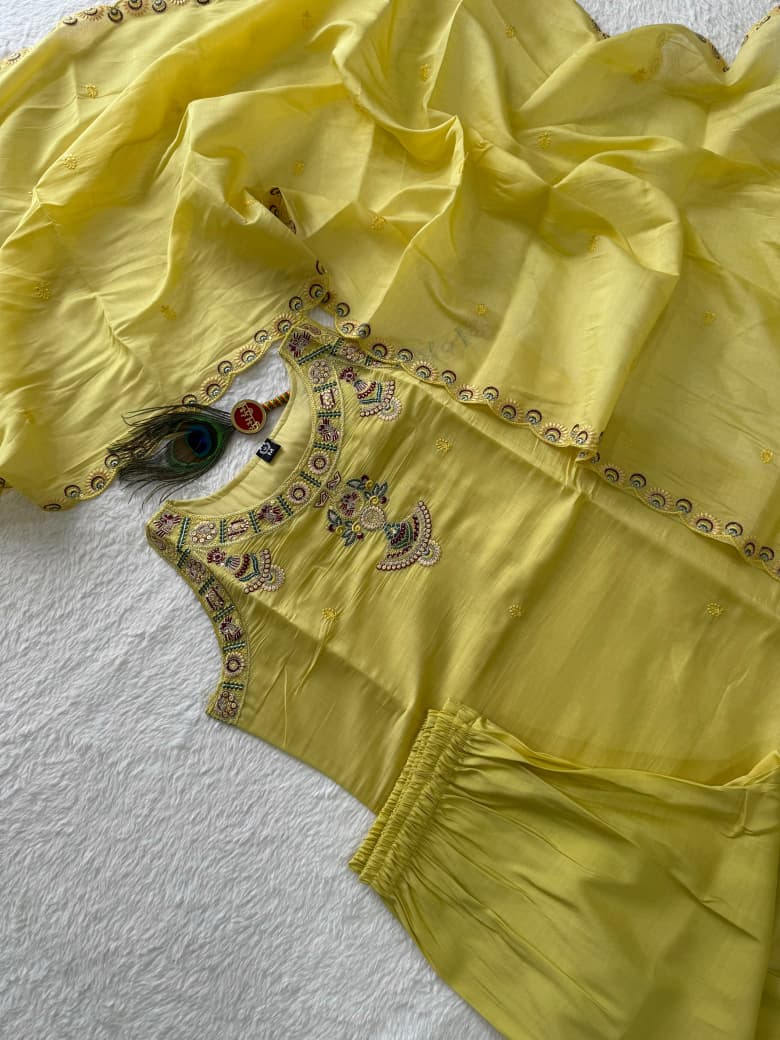 ZOYA YELLOW KURTA SET