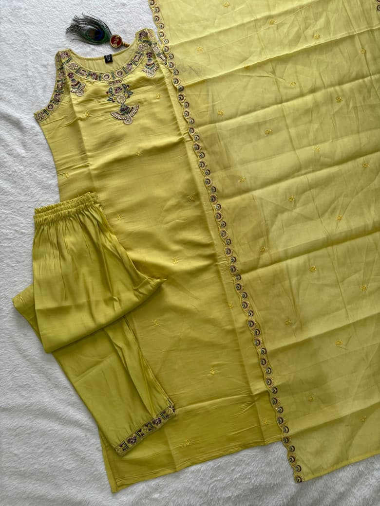 ZOYA YELLOW KURTA SET